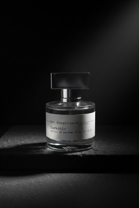 Darkotic Profumo Unisex - Extrait de Parfum 50ml Not Compliance